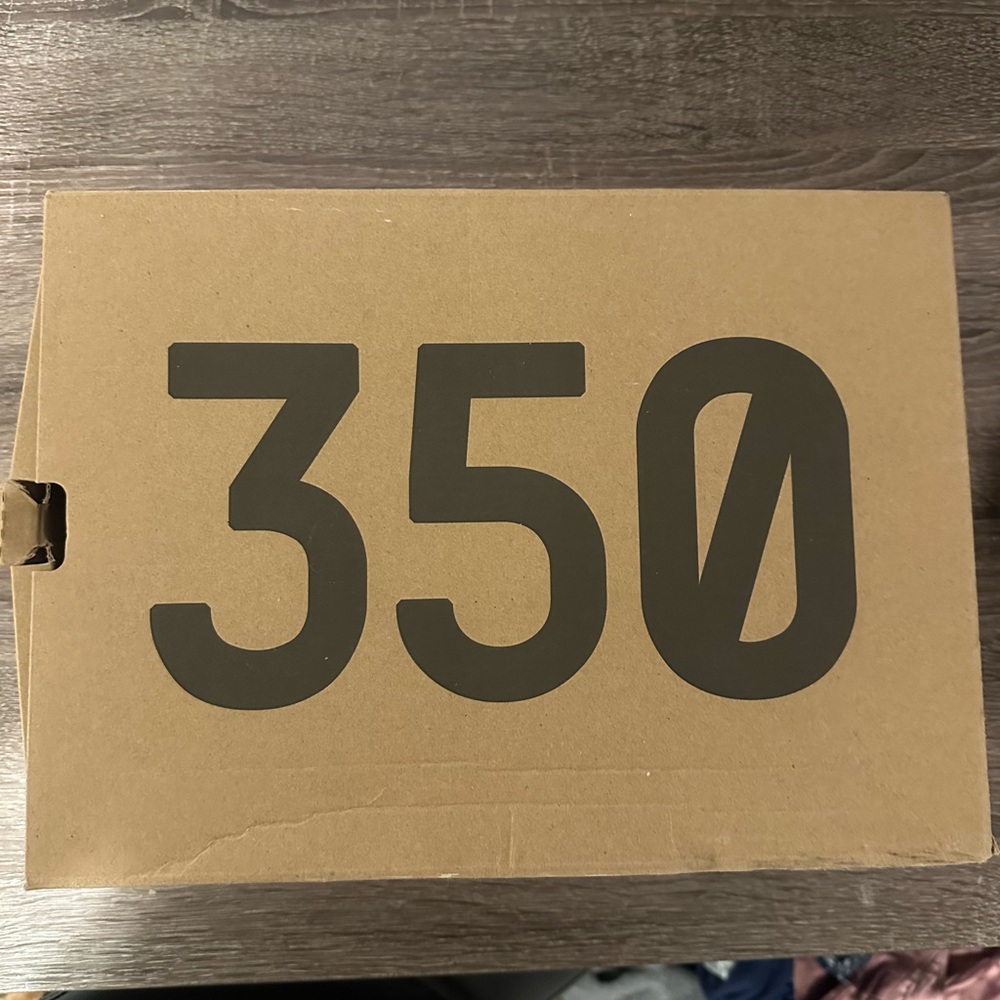 Yeezy 350 Box in Brown with Black Print
